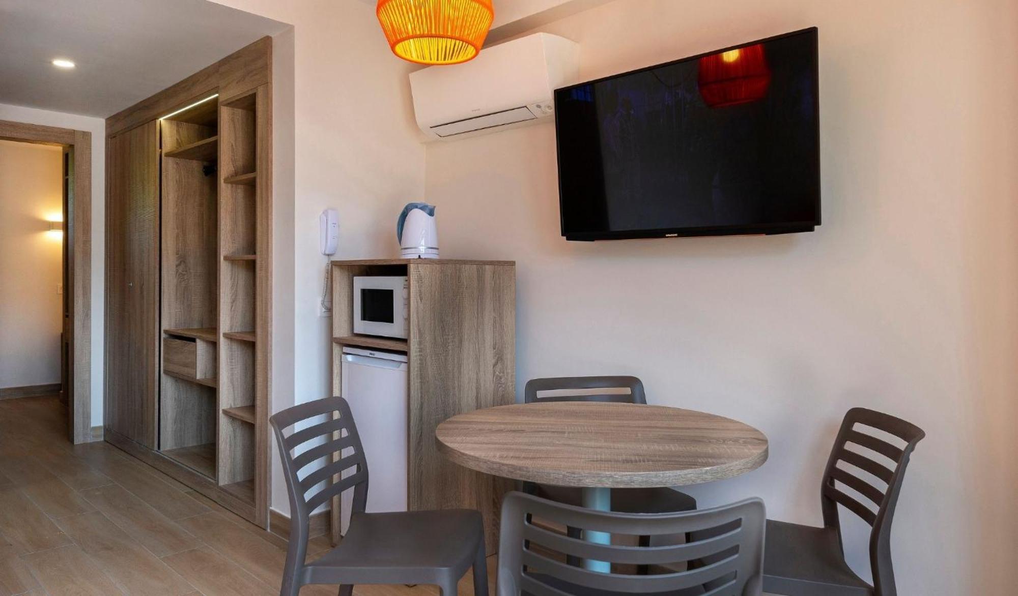 Medplaya Sant Eloi Aparthotel 3*