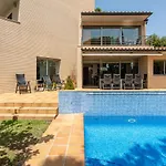 Exclusive Villa With Pool Seaview
