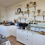 La Roqueta Hotel