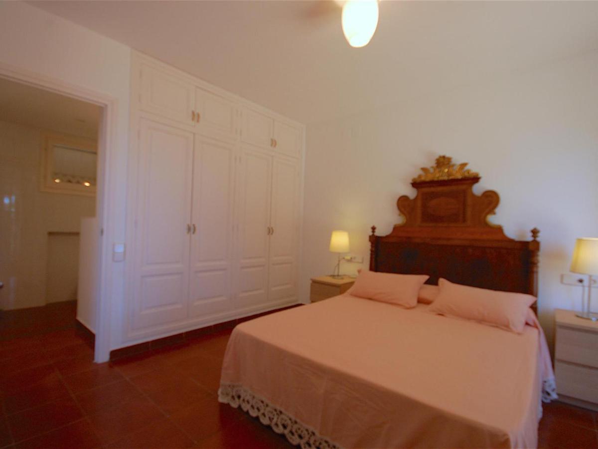 Villa Lets Holidays Lovely Garden House In Mar Menuda