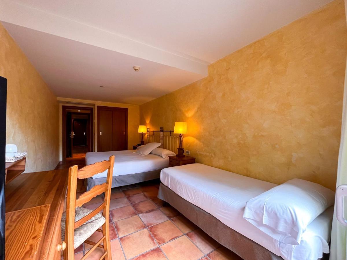 Hotel De Tossa 4*