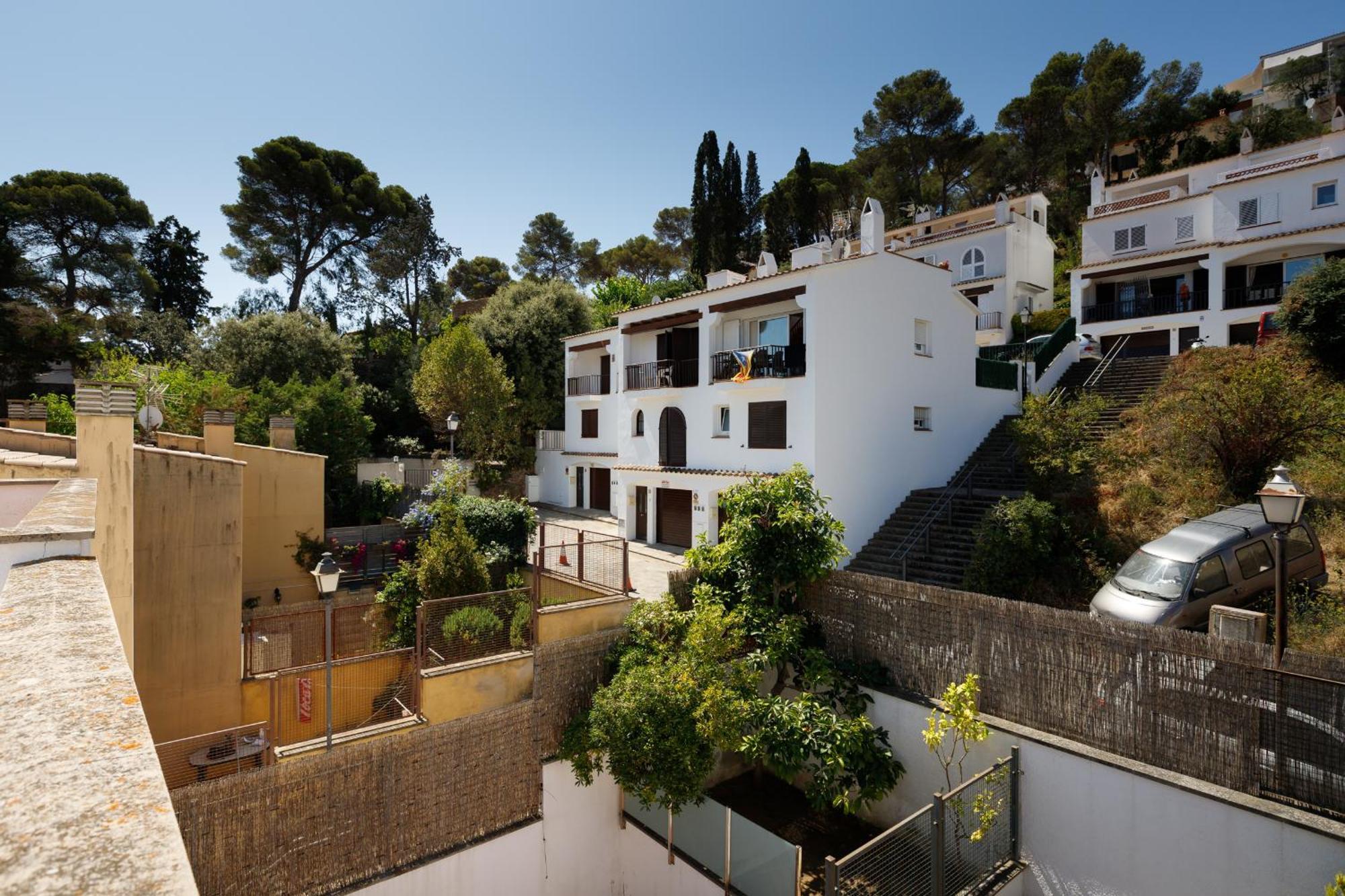 Villa Lets Holidays Big Terrace House With Parking Tossa de Mar