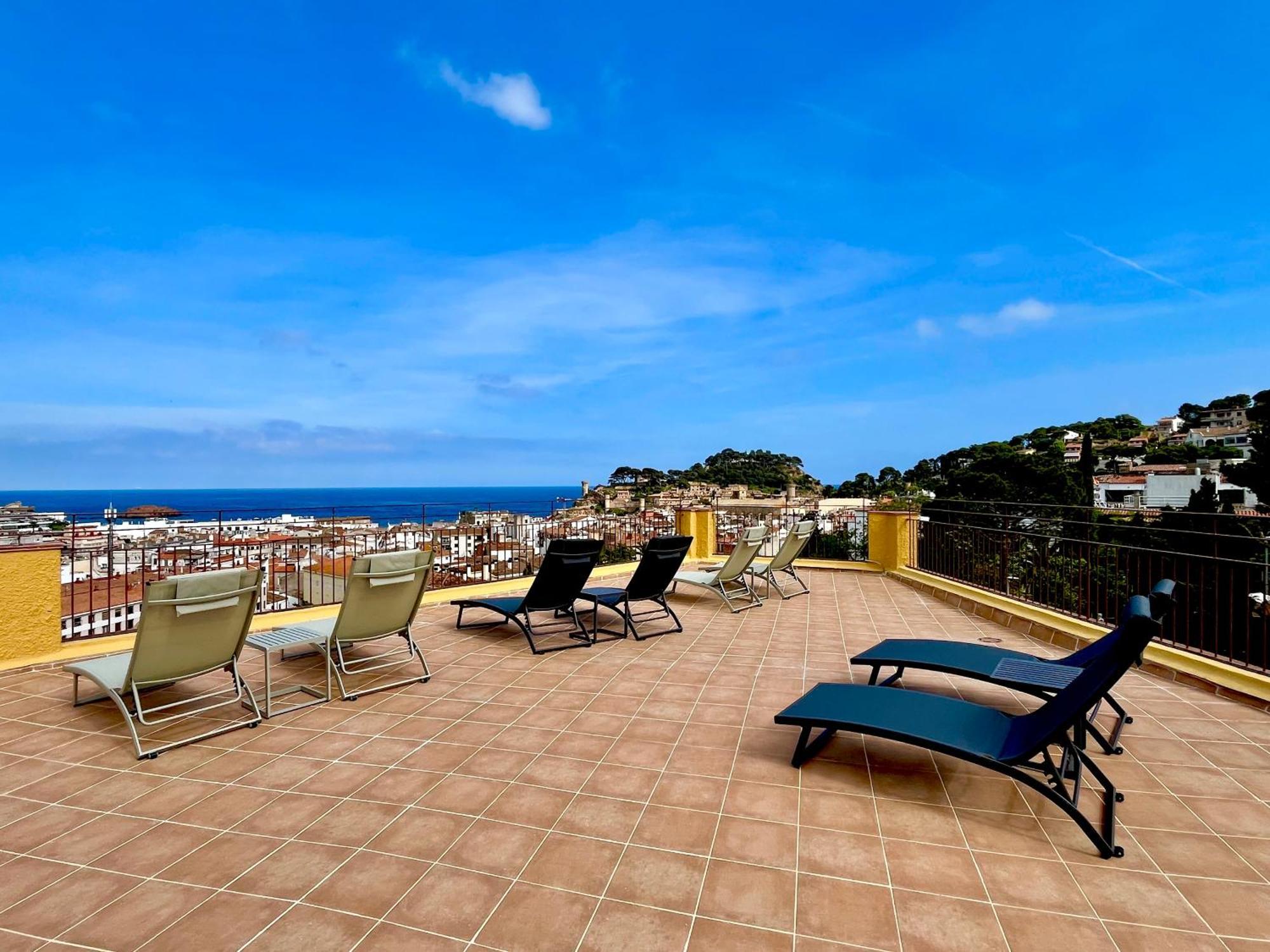 Feelathome Vil-la Romana Aparthotel Tossa de Mar