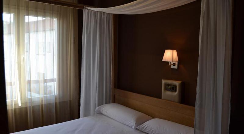 Windsor Tossa - Adults Only 16 Hotel