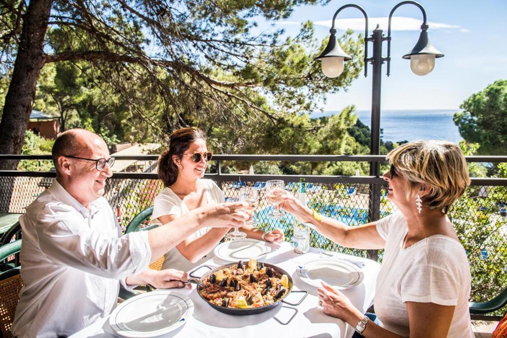 Campsite Camping Sunissim Cala Llevado 4 By Locatour Tossa de Mar