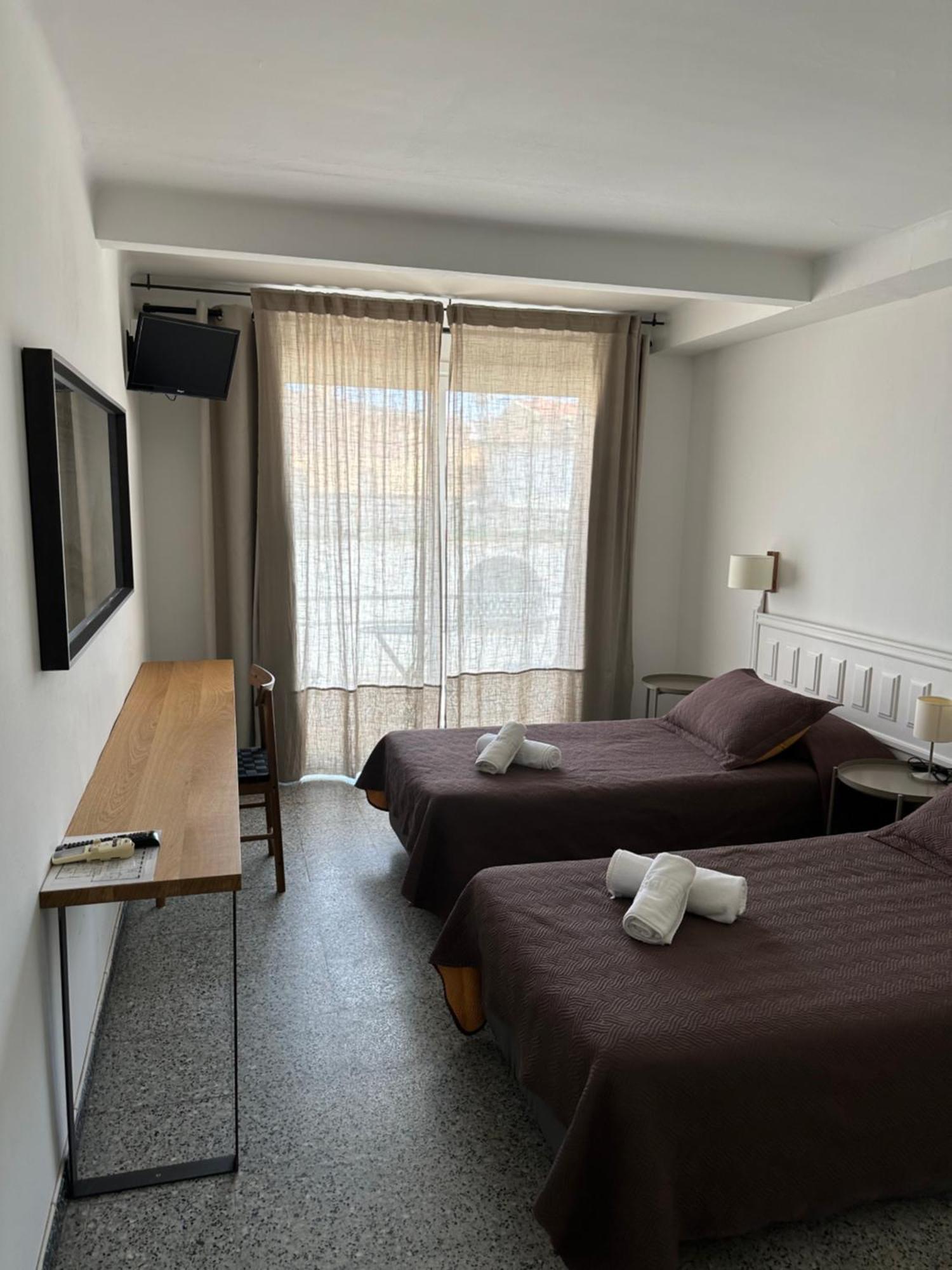 L'illa Hotel *
